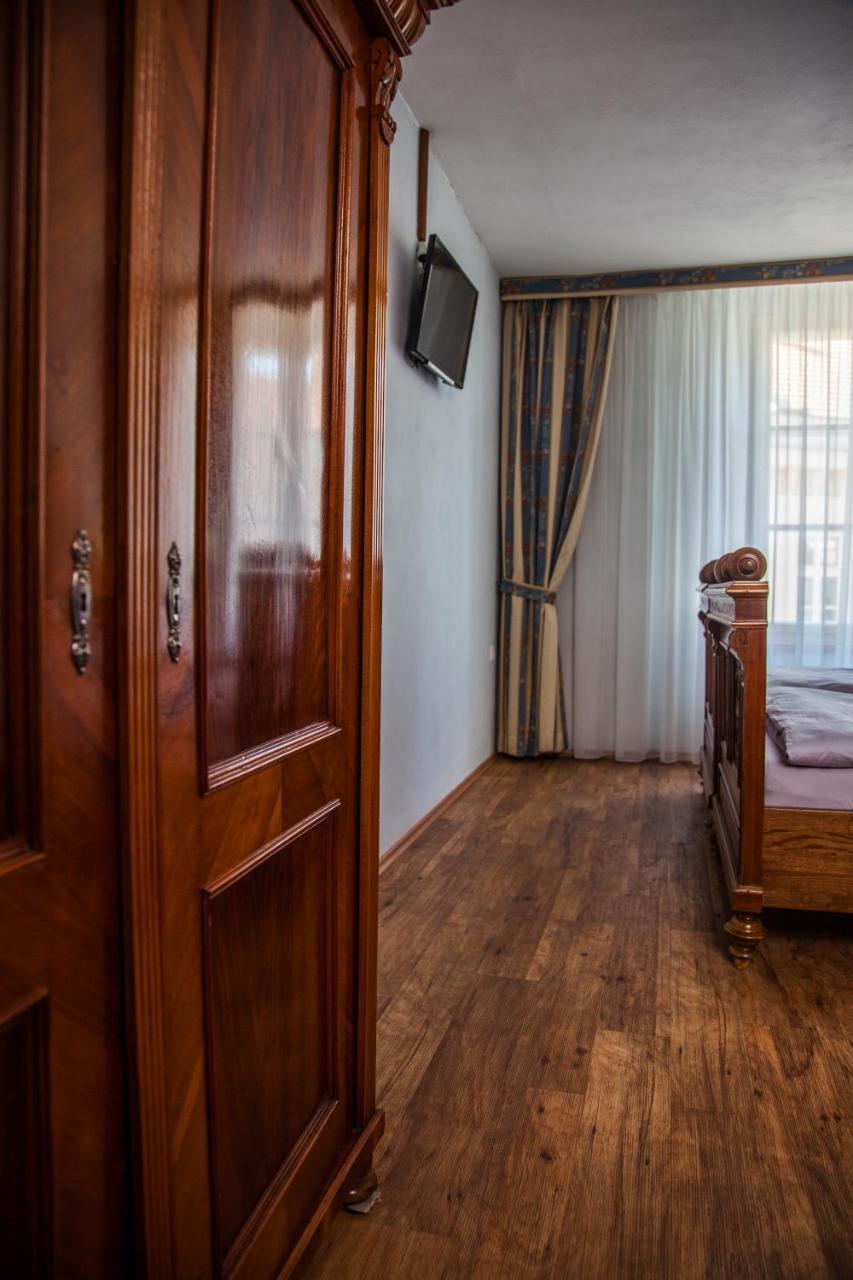 Althansky Palac Znojmo Ngoại thất bức ảnh