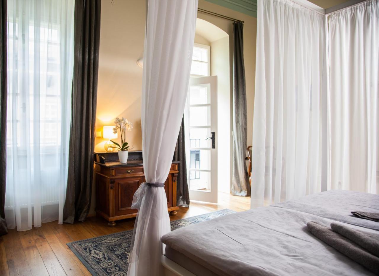 Althansky Palac Znojmo Ngoại thất bức ảnh